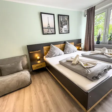 Fuer 3 Gaeste Mit Kostenlosen Parkplaetzen Und Lift Lägenhet